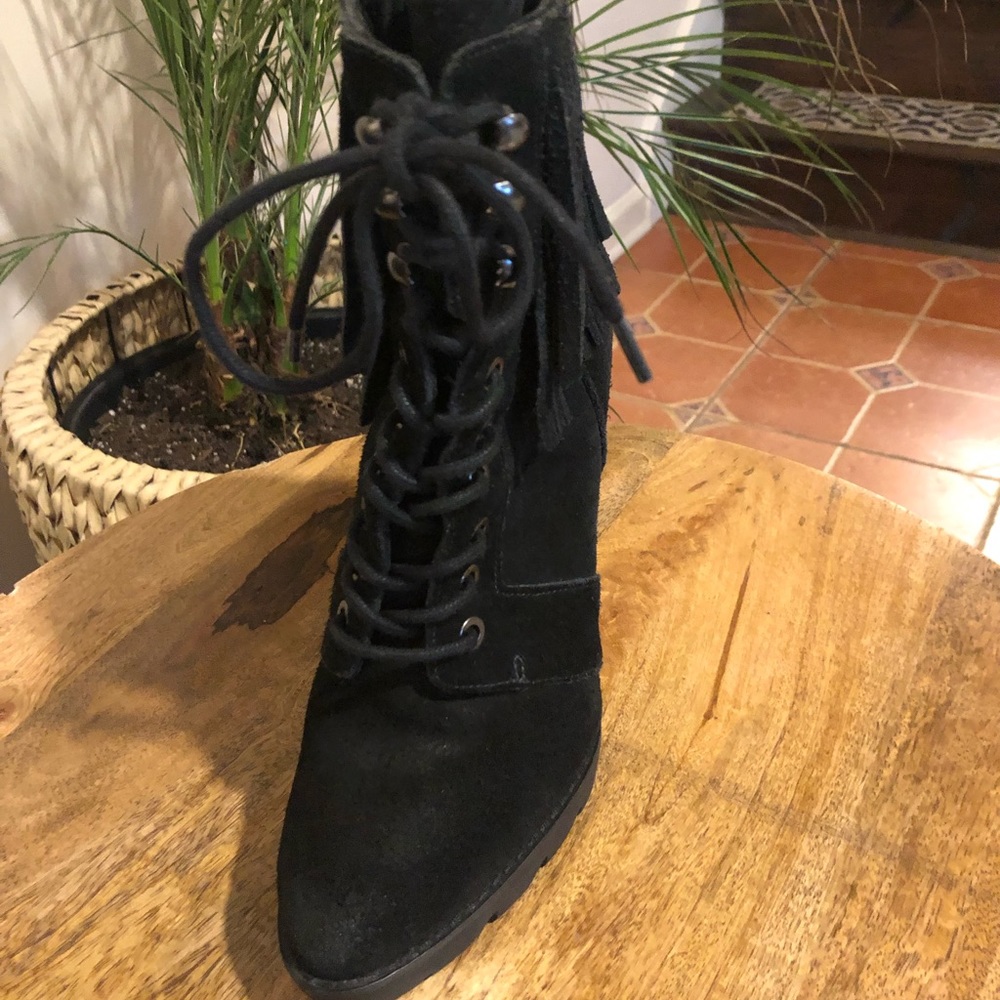 Suede bootie
